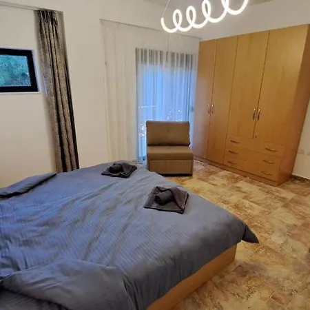 Ocean Bloom Escape B62 Daire Golem (Tirana)
